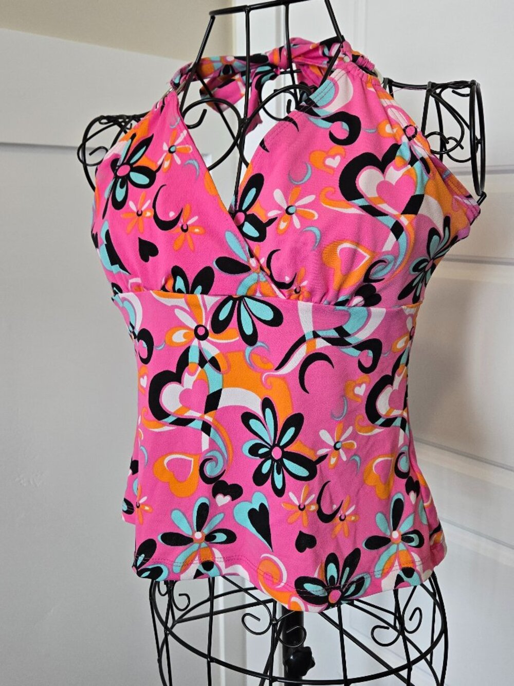 No Boundaries Retro Floral Halter Top (NWT)